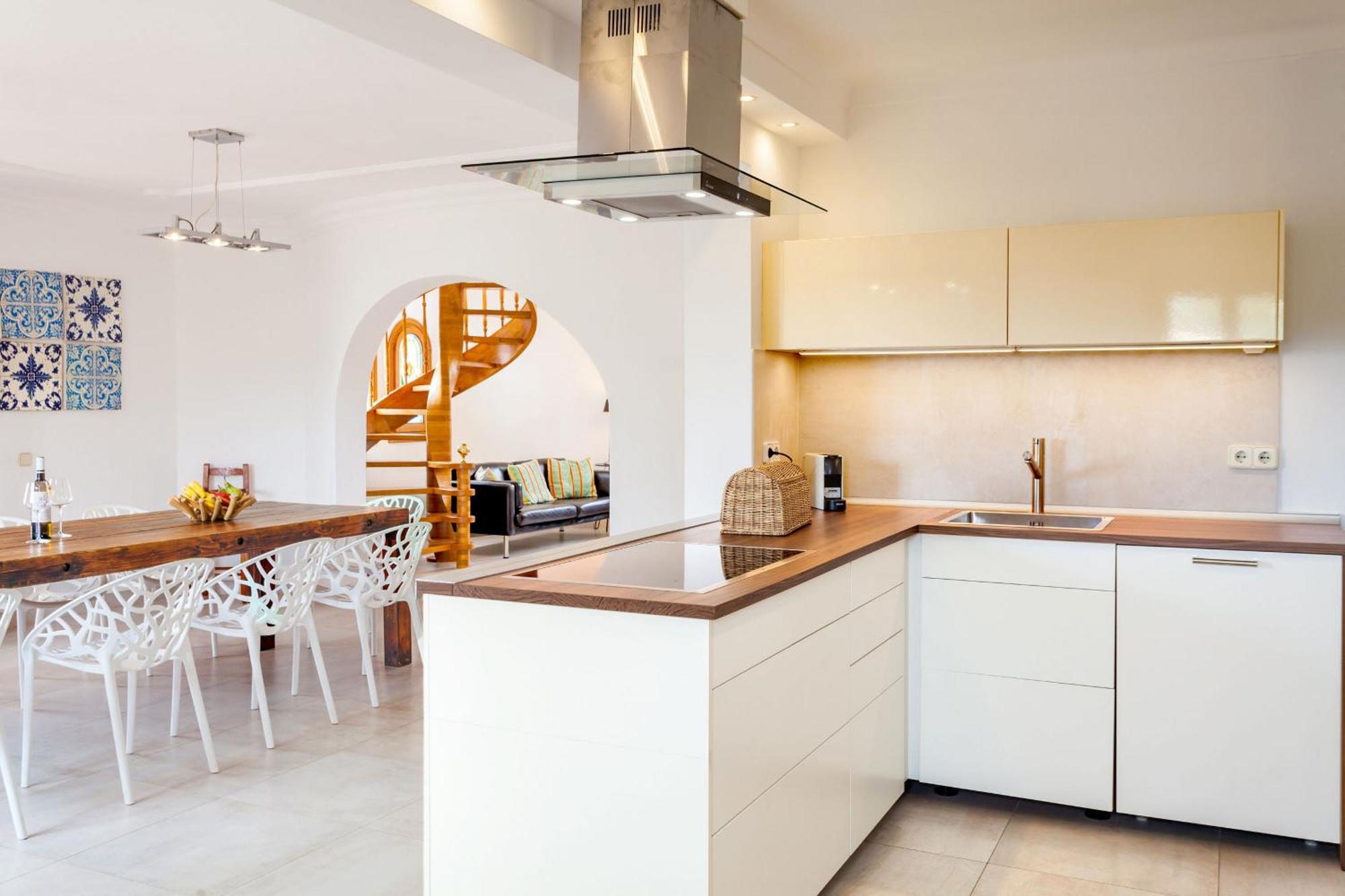 Torre Mar With Swimming Pool And 100m To The Beach