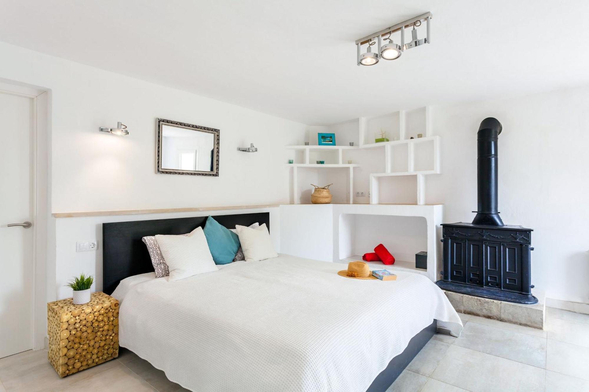 Torre Mar With Swimming Pool And 100m To The Beach Сasa de vacaciones *